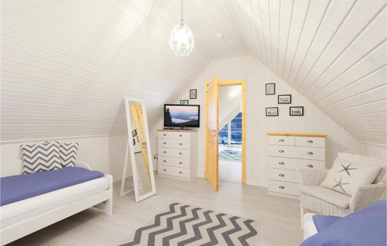 Beautiful Home In Zerpenschleuse With Wifi エクステリア 写真